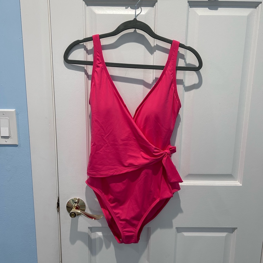 New Tommy Bahama Tie Front Wrap One-Piece Swimsuit in Coral Coast Pink - Picture 3 of 9